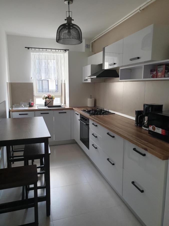 Апартаменти Qualis Apartament2 Брашов Екстер'єр фото