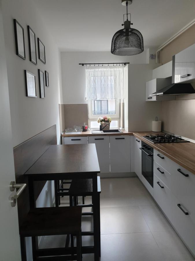 Апартаменти Qualis Apartament2 Брашов Екстер'єр фото